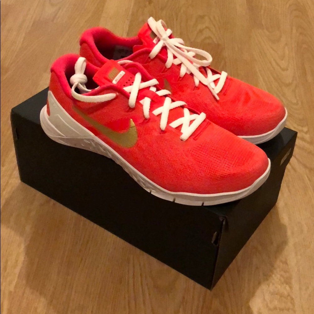 Nike Metcon 3 - NikeID - Red White Gold 7.5